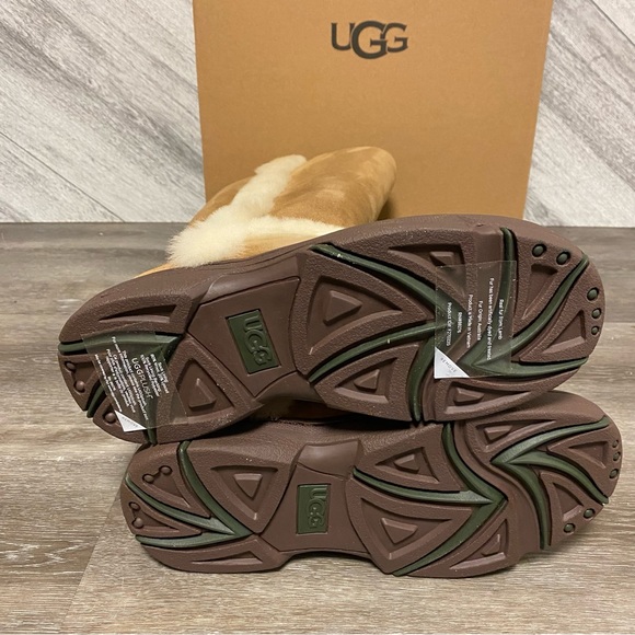 UGG | Sunburst Extra Tall Boots In Chestnut Suede Shearling NEW - Picture 12 of 14